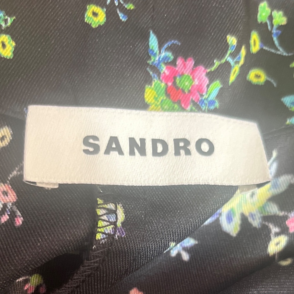 Sandro NWT Paola Dress, Black with Floral Pattern and Ruching Size 10 - Picture 7 of 16